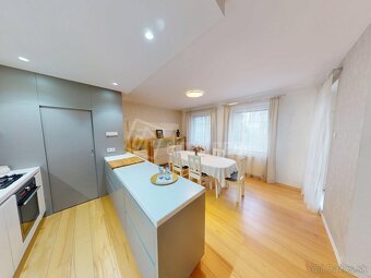 Klimatizovaný 4 izbový byt 100m2 s balkónom, záhradko… - 5