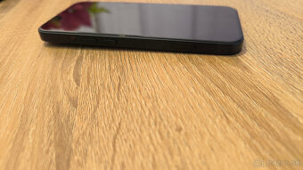 Predám iPhone 14 256GB – Midnight 97% batéria - 5