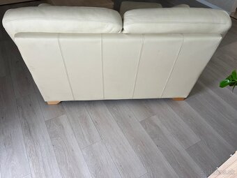 Predaj koženej dvoj sedačky - 5