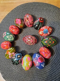 VEĽKONOČNÉ  VAJÍČKA  kovové / drevené - 5