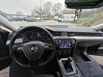 VW Passat B8 TDI 140kW manual Highline - 5