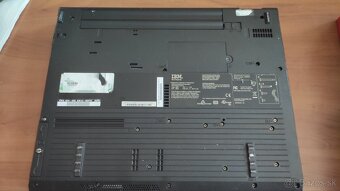 Notebook IBM thinkpad R50e - 5