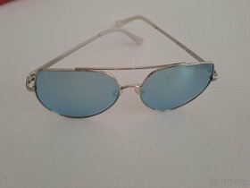 Slnečné okuliare zrkadlovky značky GUESS - 5
