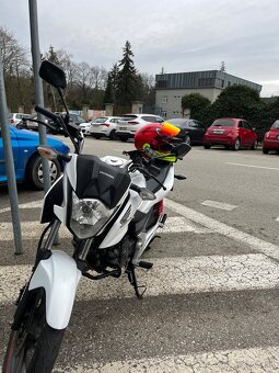 Honda CB125F - 5