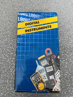 Klieštový multimeter Lutron CM-9930 - 5