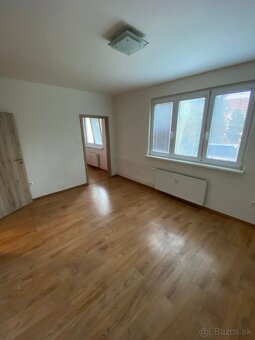 Na predaj 2 izbový byt po kompletnej rekonštrukcii Handlová - 5