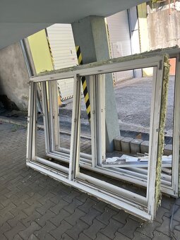 Plastové okná - 2 sklo, 1,5x2,4 m - 5