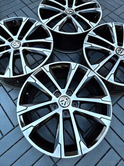 5x112 r17 originál volkswagen Singapore - 5