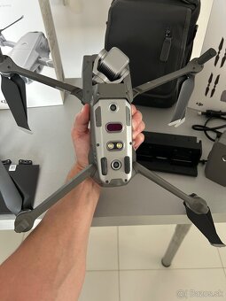 DJI Mavic 2 Pro + Fly More Kit – špičkový stav - 5