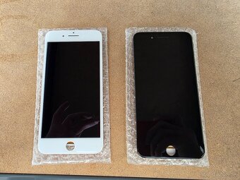 Predám úplne nové displeje na Apple iPhone - 5