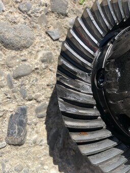 Diferenciál na Toyotu land Cruiser 90 - 5