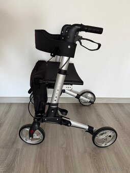 Chodítko pre seniorov štvorkolesové ANTAR - 5