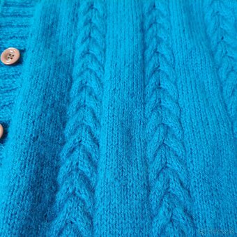 Dva damske rucne pletene svetre vel. M / L - 5