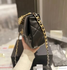CHANEL 19 LARGE bag - 5
