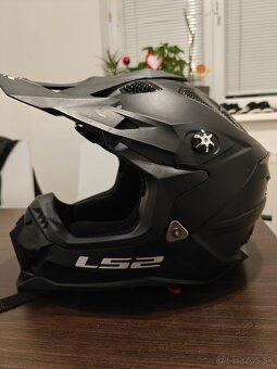 Prilba LS2 - 5