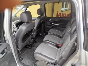 Ford Galaxy - 5