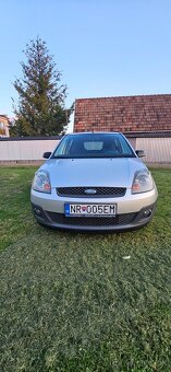 FORD FIESTA 1,4 - 5