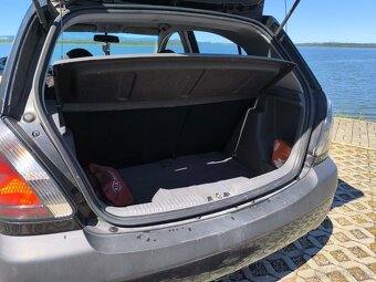 Kia Rio - 5