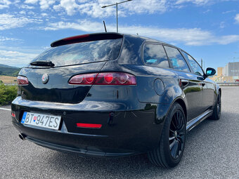 Alfa Romeo 159 Ti Sportwagon 2,0jtd 125 kW r.v.2012 - 5