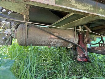 Vlečka výklopná za traktor - 5