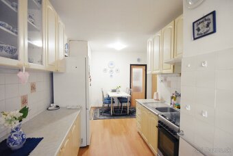 Na predaj útulný zariadený 3 izbový byt Soblahovská -Trenčín - 5