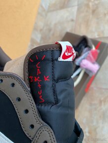 Jordan 1 low Travis Scott - 5