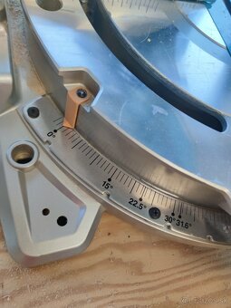 Pokosová píla Makita LS1219L - 5