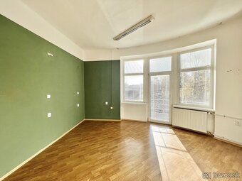 Na predaj polyfunkčná budova v centre Prievidze - 5