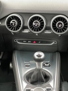 Auti TT 2.0 TFSI Sline Manual 6st. , 83.000 km - 5