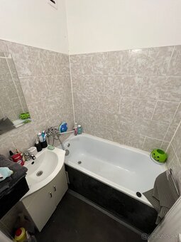 2 izbový byt na prenájom Mederčská, Komárno - 5