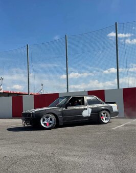 BMW e30 - 5