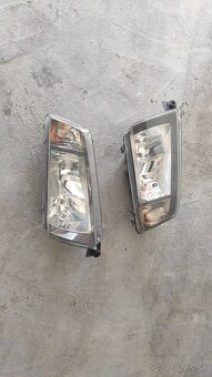 Škoda Fabia 1 predne svetlomety - 5