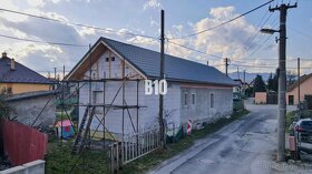 Hrubá stavba rodinného domu s pozemkom 300m2 v obci Benice - 5