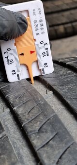 205/55 R 16 Michelin - 5