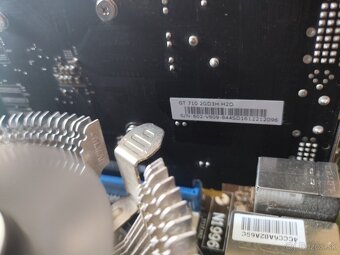 DOSKA + CPU + RAM + VGA - 5