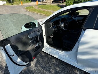 Mercedes Benz CLA 180, r.v.6/2022 v zaruke do 6/2026 - 5