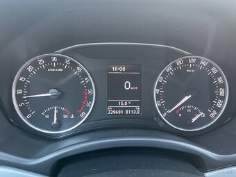 Škoda Octavia Combi 4x4 2.0TDI - 5
