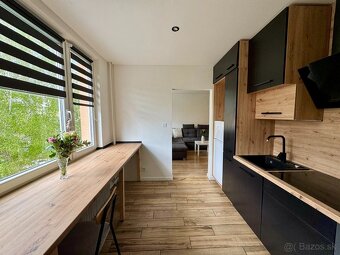 NA PREDAJ ŠTÝLOVÝ 3,5-IZBOVÝ BYT PO REKONŠTRUKCII, HANDLOVÁ - 5