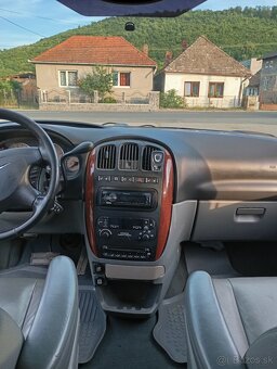Chrysler Voyager 2.8 CRD - 5