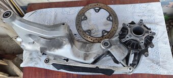 Bmw r 1200, 1250 gs zadna kyvna vidlica s prevodovkou - 5