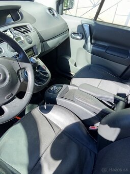 Renault Grand Scénic - 5