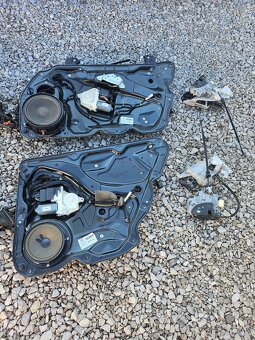 VW Touran,Passat B6 elektr.sťahovanie okien,Zámky dverí - 5