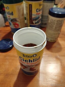 Doplnky k akváriu / krmivo - 5