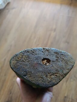 Stará drevená socha Madona s dieťaťom - 5