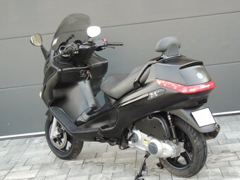 PIAGGIO X EVO 125 2015 20 tis.km - 5