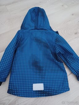 Modrá kockovaná softshellová bunda - 5