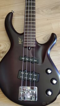 Basová gitara MEG - 5