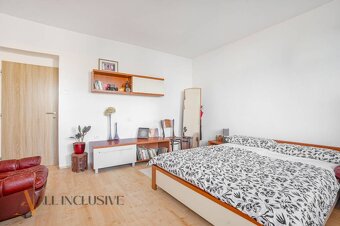 ALL INCLUSIVE | NA PREDAJ 5-IZBOVÝ POSCH. RODINNÝ DOM, DUNAJ - 5