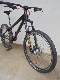 SUPER  BIKE 26er. veľkosť 15" - 5