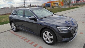Audi Etron 50 quattro Advanced - 5